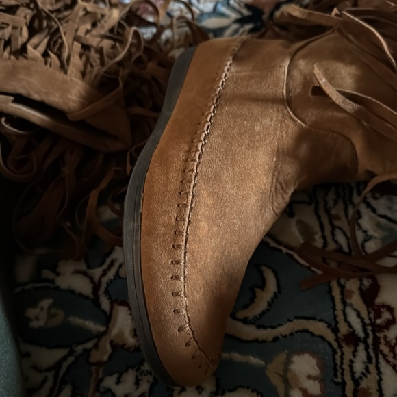 Brown side zipper fringes thigh high boots. Size 7.5W. - Picture 5 of 6